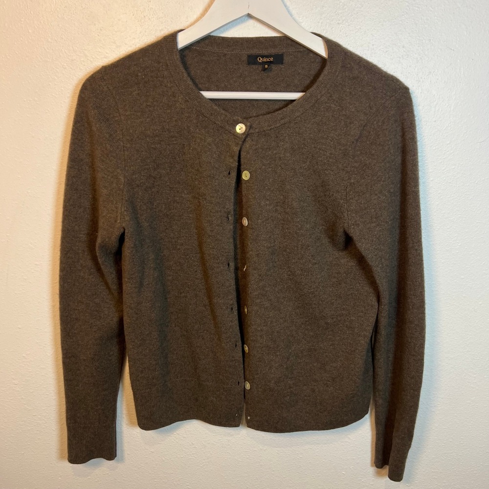 Quince 100% Cashmere Cardigan Sweater Womens S Crewneck Button Up Brown FLAWED